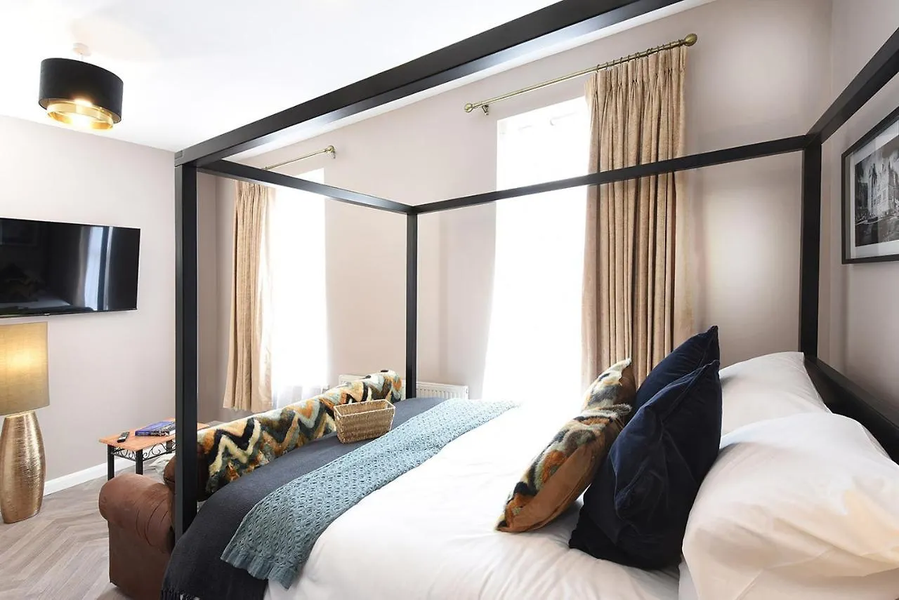 Pensionat Ocho Homes By Eight Continents Belfast