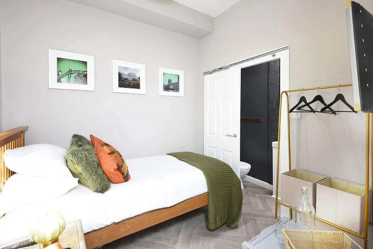 Ocho Homes By Eight Continents Belfast Pensionat
