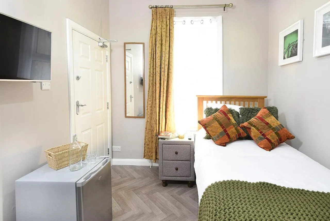 Ocho Homes By Eight Continents Belfast Storbritannien