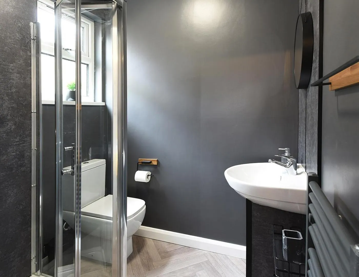 Ocho Homes By Eight Continents Belfast